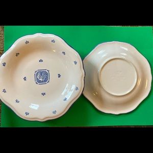 Wonderful 6 Pfaltzgraff Salad Plates Copyright USA